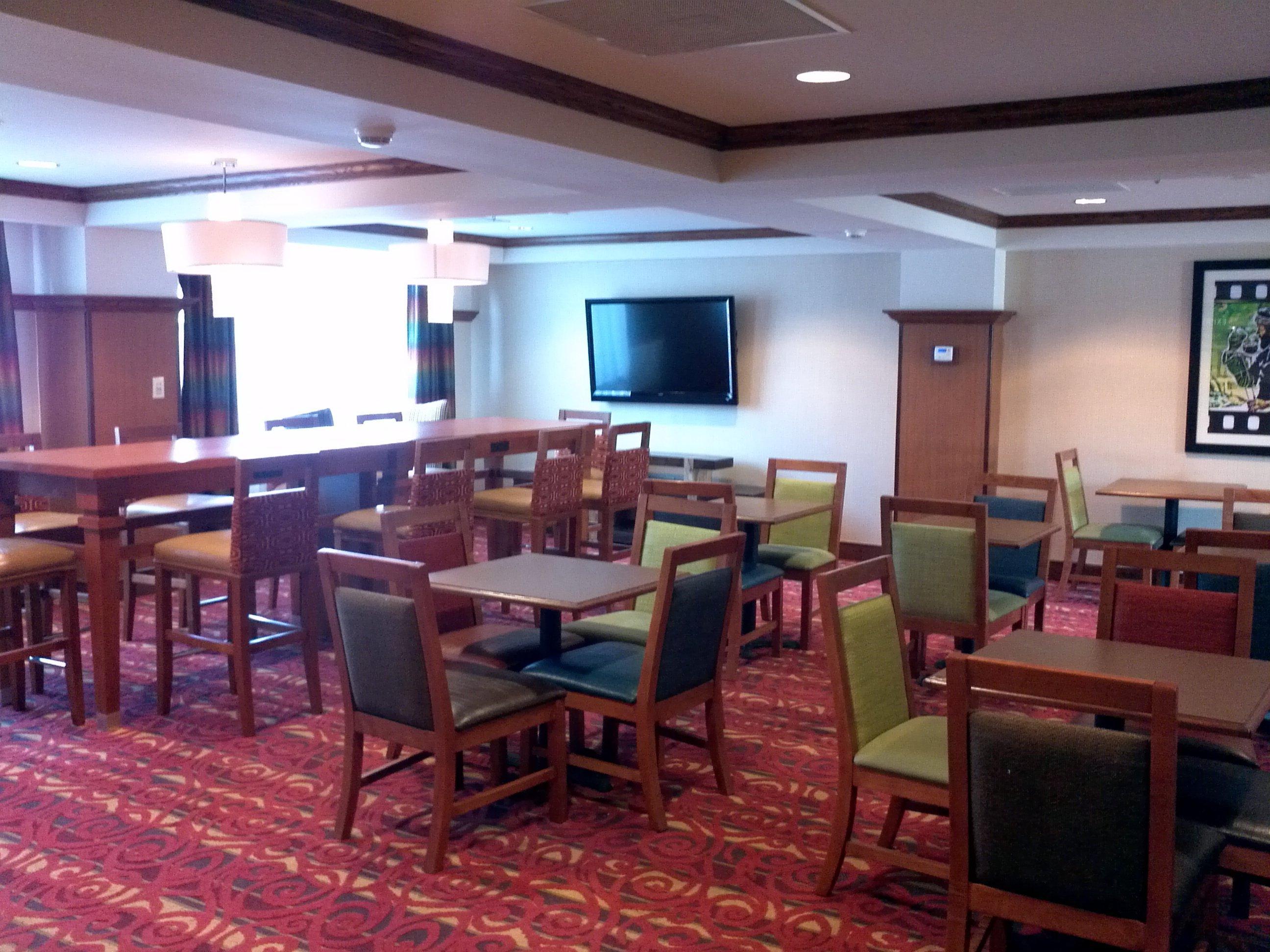 Holiday Inn Express And Suites Greenville Restaurant photo